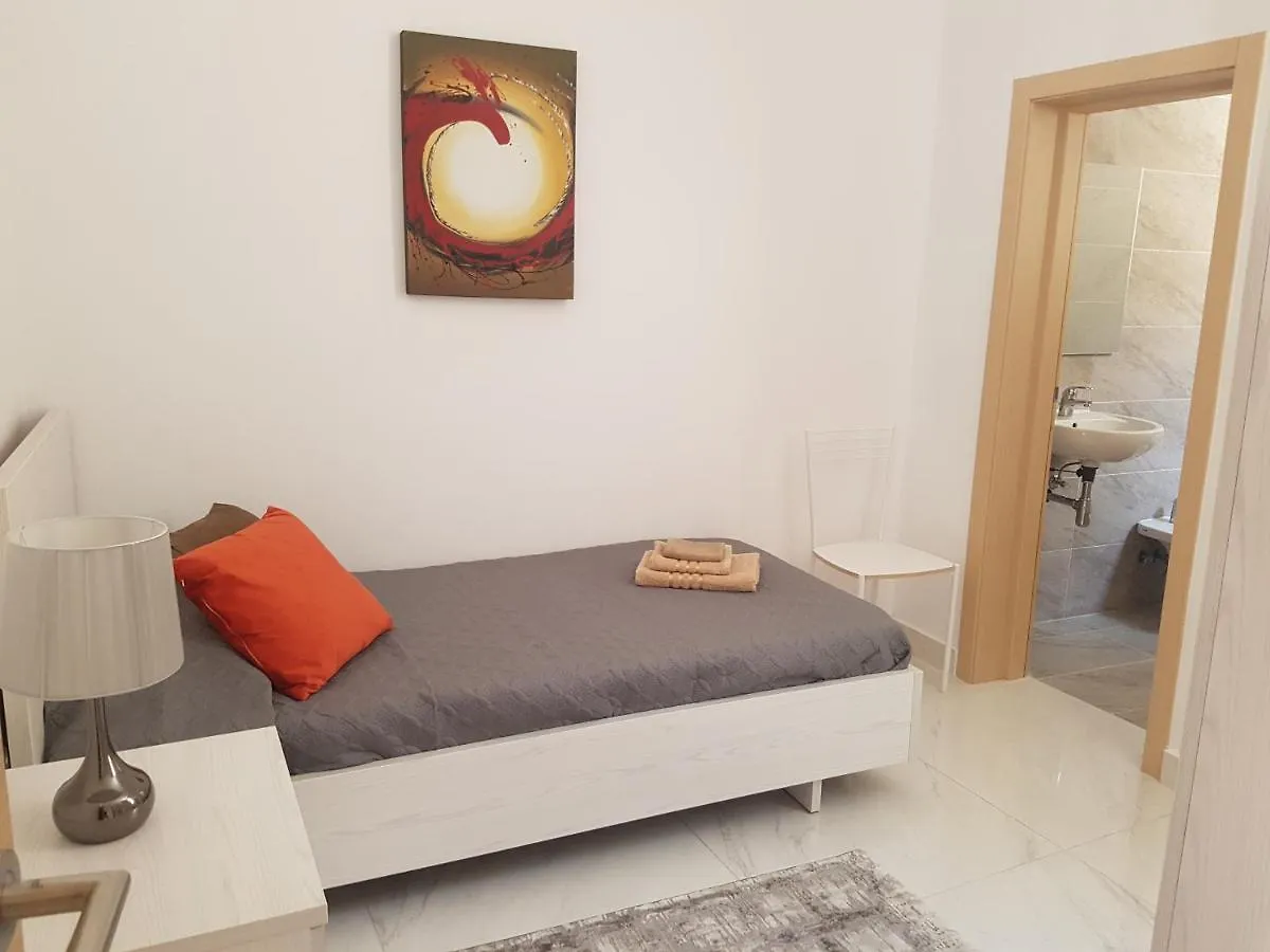 Ac1- Prime Location 3 Bedroom Apt In St.Julian'S Saint Julian's Apartment